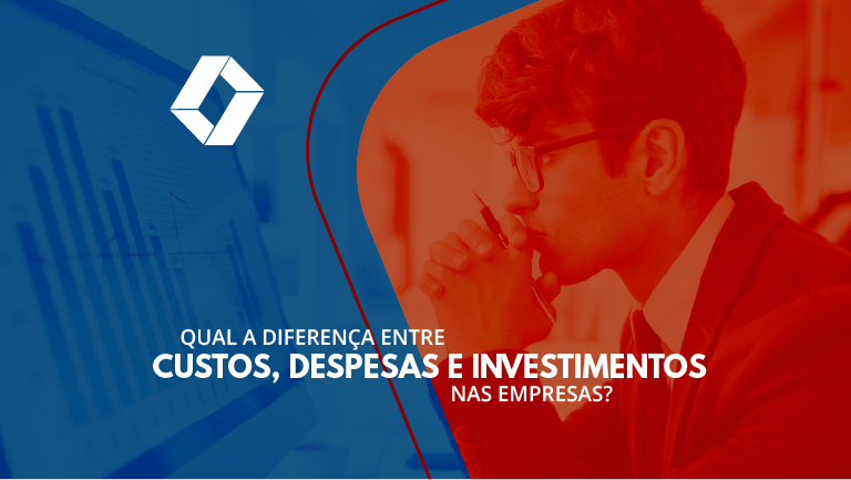 jovem empresário pensativo diante da tela do computador